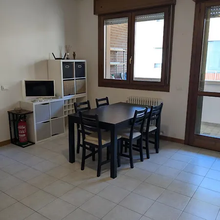 Casa In Zona Fiera A *